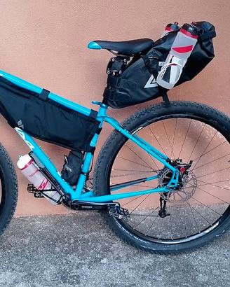 Salsa Fargo e Roscoe Loop