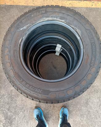 gomme Michelin 205-75-16 C