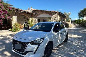 Peugeot 208 anno 2021