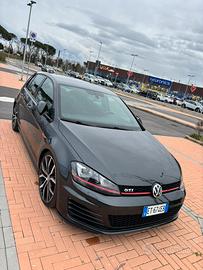 VW GOLF 7 GTI PERFORMANCE