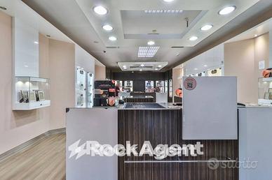 CENTRO COMMERCIALE SAN RUFFILLO- MURI GIOIELLERIA