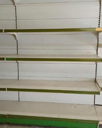 Scaffali supermercato - 43 moduli / 53 m