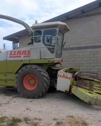 Trincia claas 690 Jaguar 
