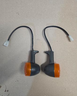 coppia frecce Scarabeo Aprilia 