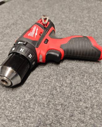 Trapano avvitatore a percussione professionale