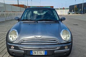 Mini cooper one D de luxe 1.4 diesel