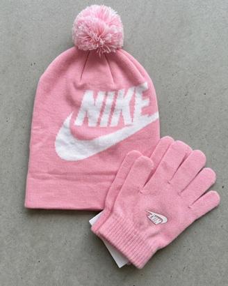 Cappello e guanti nike