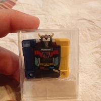 Mini robot Voltron.. 