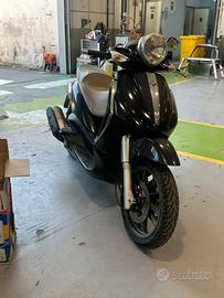 Beverly 400