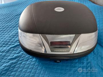 bauletto  più  supporto yamaha x max  250