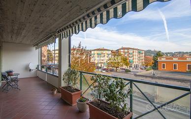 5 LOCALI CON TERRAZZE E BOX