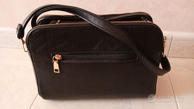 Borsa Donna a Tracolla Nera – Compatta e Capiente