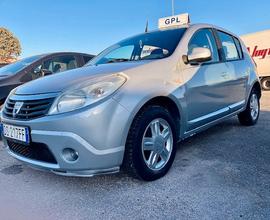 Dacia Sandero 1.4 8V GPL neopatentati!