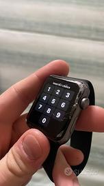 Apple watch serie 3 rotto