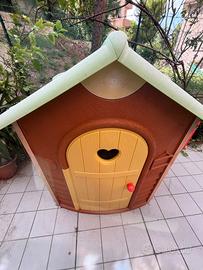 Casetta scivolo altalena tavolino con sedie