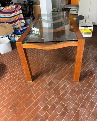 Tavolo legno cristallo