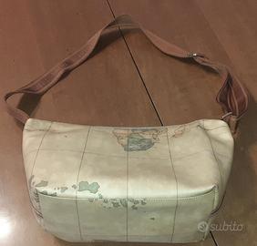 alviero martini borsa