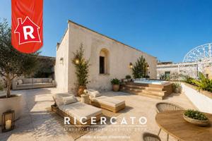 Attico / Mansarda di 200 m² con più di 5 locali e 