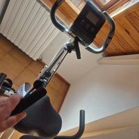 Cyclette con trazione braccia 