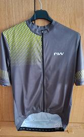 Maglietta da Ciclista marca Northwave...