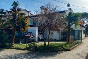 San Canzian PIERIS accostata con giardinetto