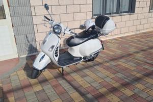 vespa 300 Gts Super