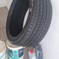 2 pneumatici Pirelli P Zero 225/40 ZR18 92Y