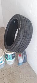 2 pneumatici Pirelli P Zero 225/40 ZR18 92Y