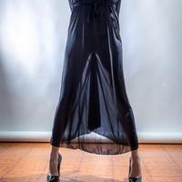 Signora vende abito lungo