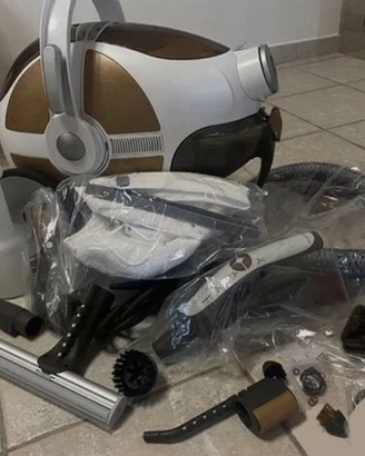 GIOEL G441 ,igenizzatore a vapore , Aspirapolvere