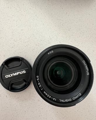 Macchina fotografica OLYMPUS