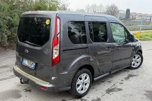 Ford Tourneo Connect, furgoncino 5 posti 2015