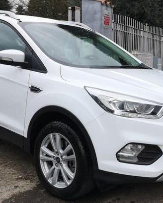 FORD Kuga 1.5TDCI Business Navy ZeroAnticipo