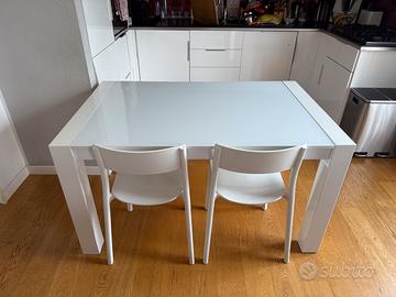 Tavolo allungabile bianco + 4 sedie Janinge