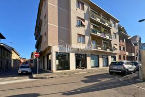 Negozio a Legnano Via Pontida 1 locali