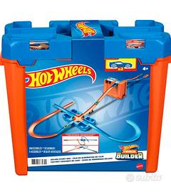 Hot Wheels track builder set