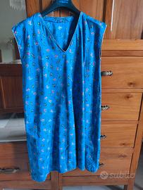 Vestito leggero estivo in cotone a fiori smanicato