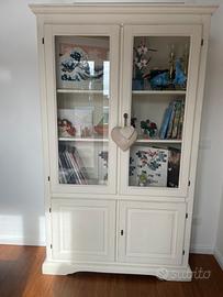 Vetrina / Credenza bianca shabby in legno