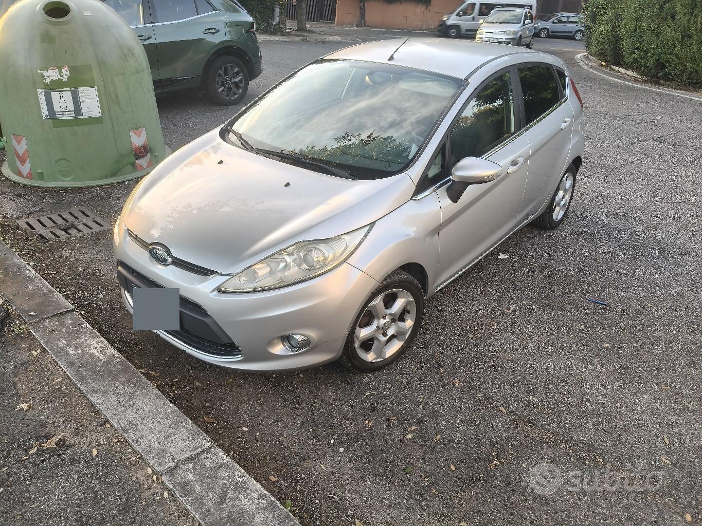 Ford Fiesta 2010 photo 3