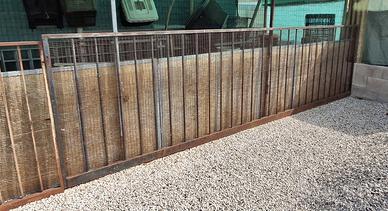 Cancello scorrevole in ferro 4,30x1,22m