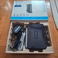 Modem Netgear 300 DGN 2200