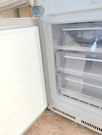  frigorifero da incasso nuovo mai usato Arist