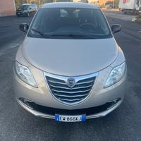Lancia Ypsilon 0.9 TwinAir 85 CV 5 porte Metano Ec