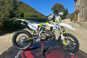 Husqvarna te 300 2021 enduro