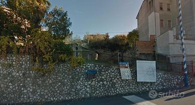 Lotto con fabbricati