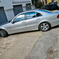 Mercedes Classe E 270