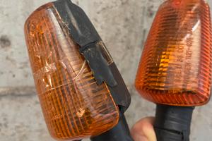 Frecce yamaha Fz 750