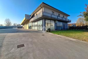 CAPANNONE A VEROLANUOVA