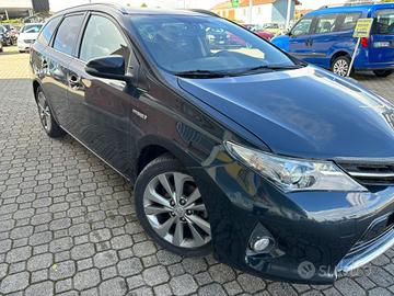 Toyota Auris 1.8 Hybrid Active Plus