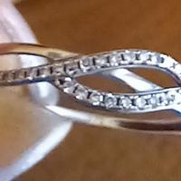 Anello in oro 375 carati